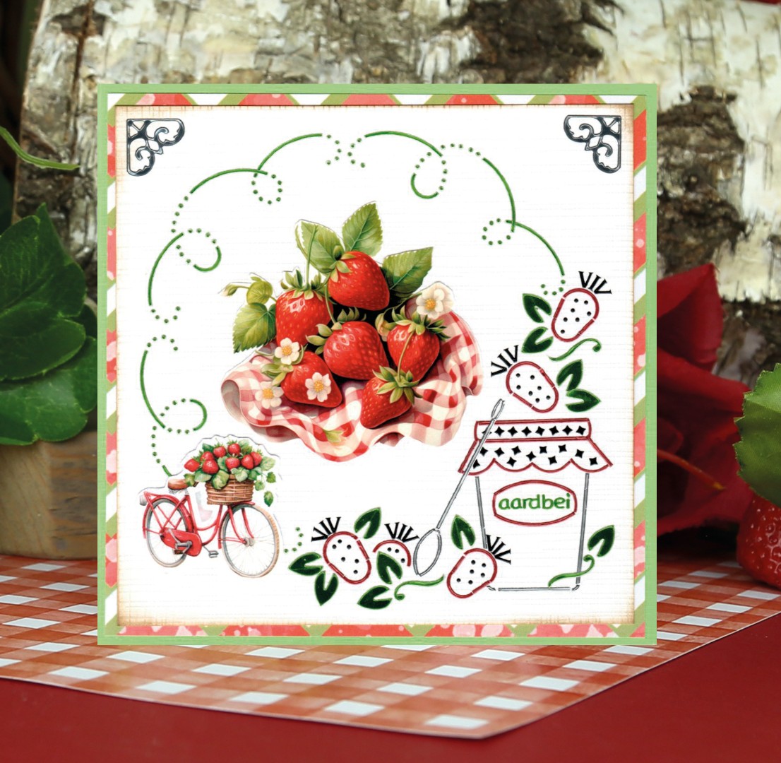 3D Push out Sheet - Berries Beauties - Sweet Strawberries - Pure Strawberries